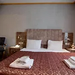 Grand Ambiance Hotel 3*