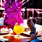 Hotel Grand Ambiance