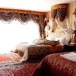 Hotel Grand Ambiance 3*