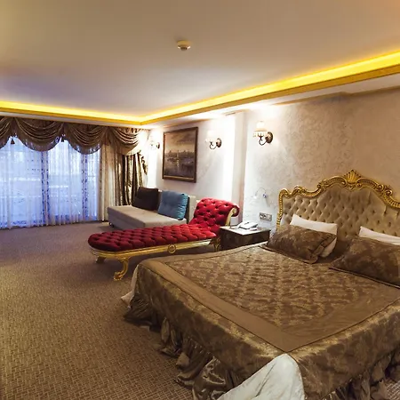 ホテル Grand Ambiance 3*