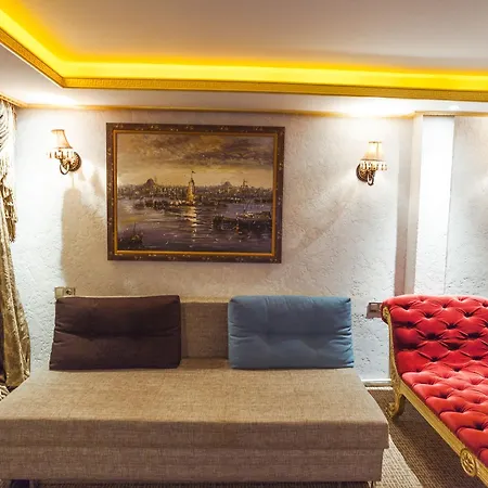 Grand Ambiance Hotel