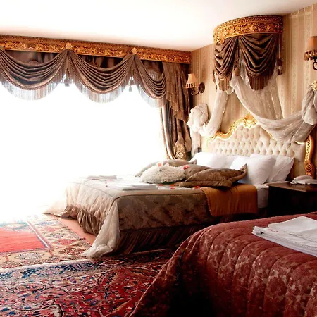 ホテル Grand Ambiance 3*