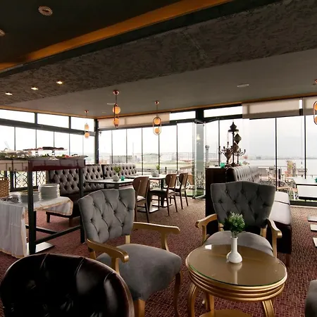 ホテル Grand Ambiance イスタンブール