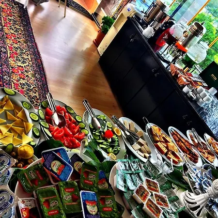 Hotel Grand Ambiance