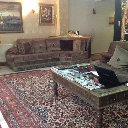 Hotel Grand Ambiance