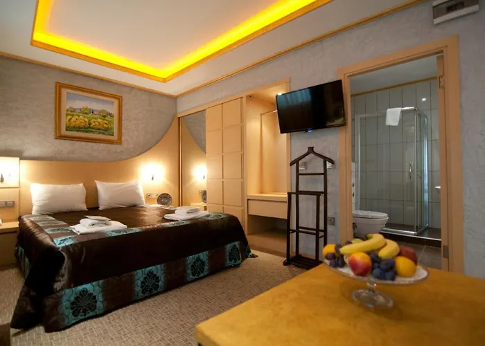 Grand Ambiance Hotel