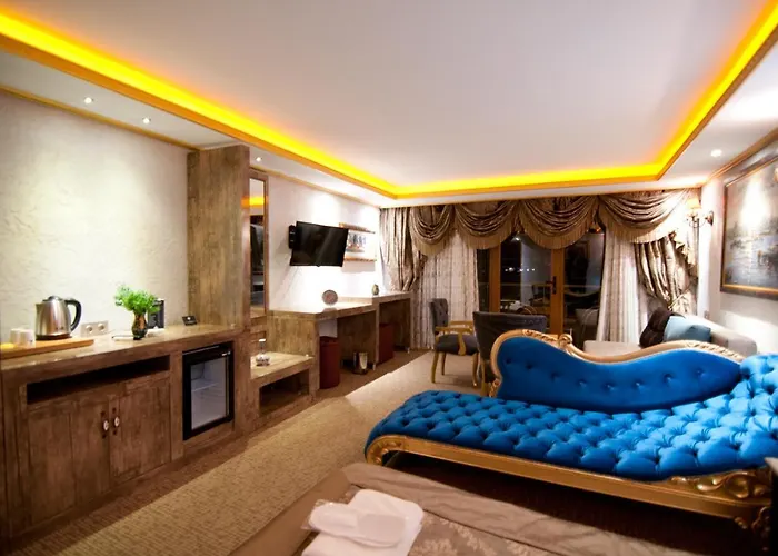 Grand Ambiance Hotel