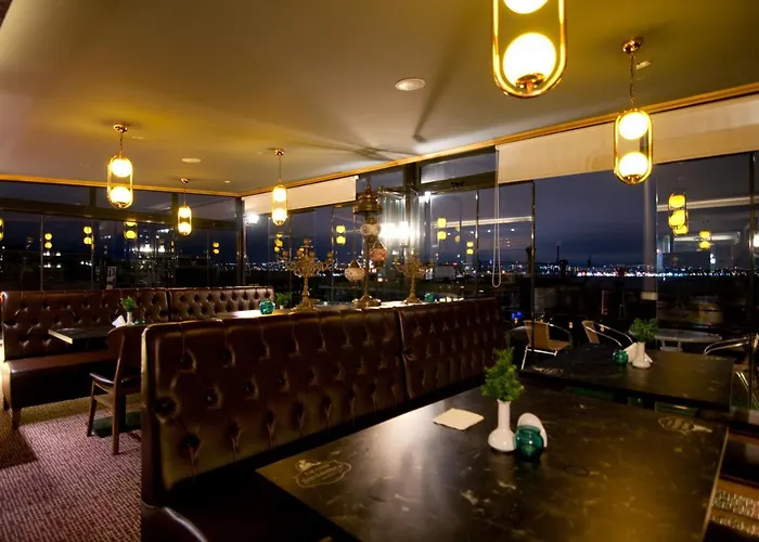 Hotel Grand Ambiance 3*