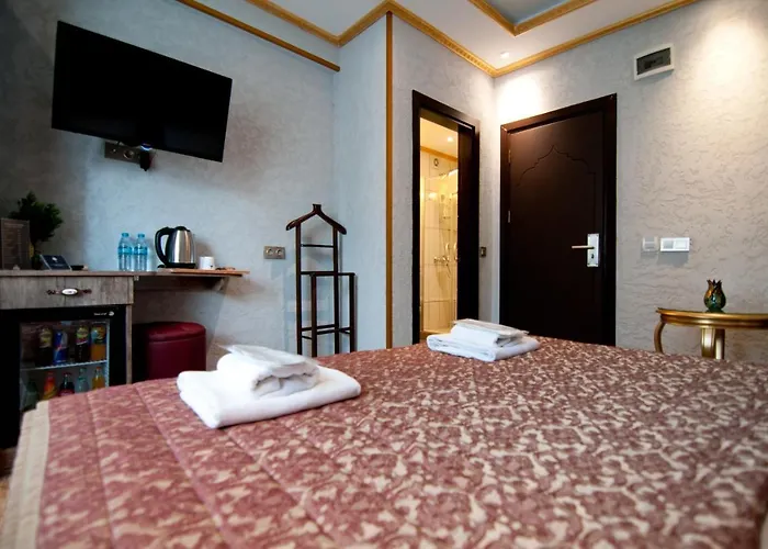 Hotel Grand Ambiance