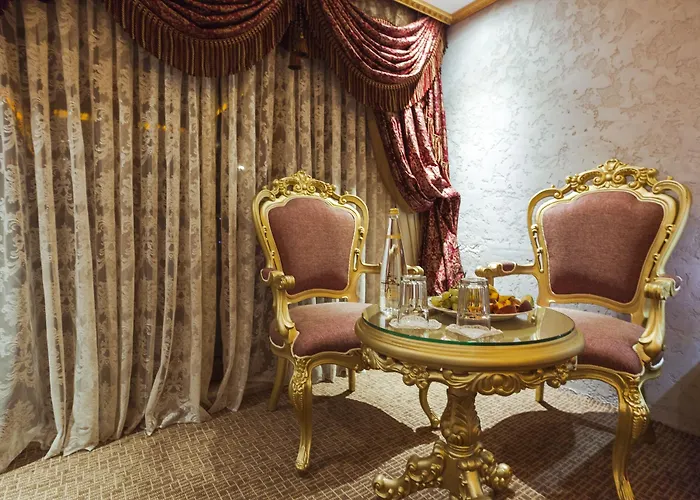 Grand Ambiance Hotel